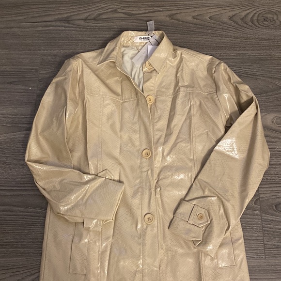 Longline Patent Coat - Picture 5 of 6